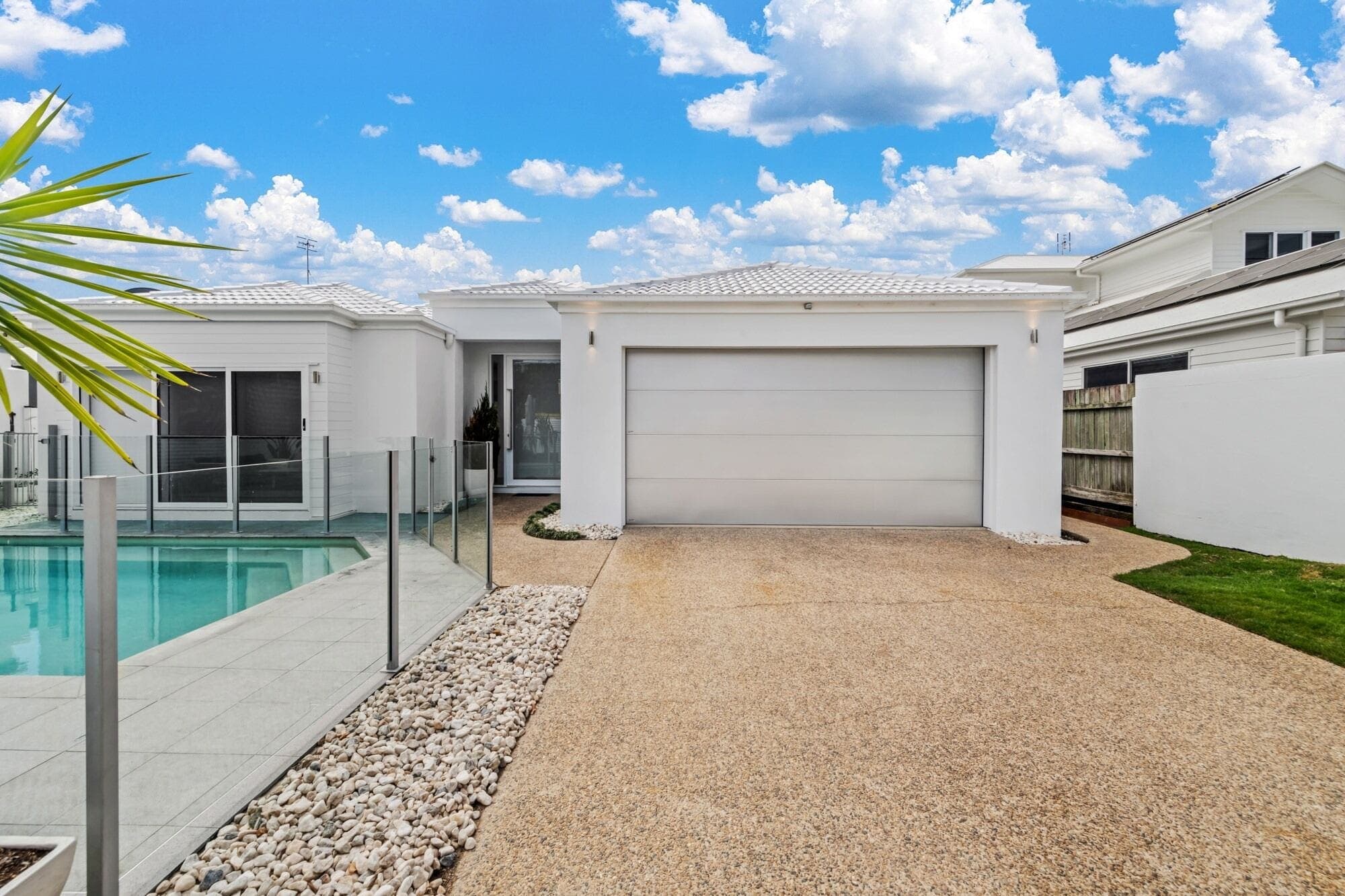 Garage door fitted to suit a contemporary facade
